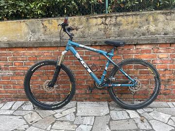 Bici mountain bike MTB GT AVALANCHE