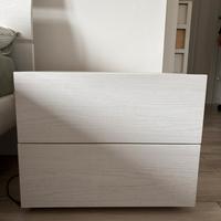 Due comodini da mobilificio