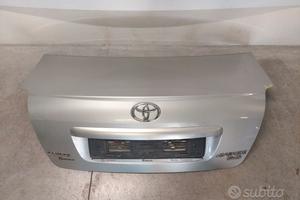 Baule bagagliaio Toyota Avensis berlina 2.2 diesel