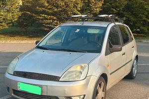 Ford Fiesta 1.4 Benzia