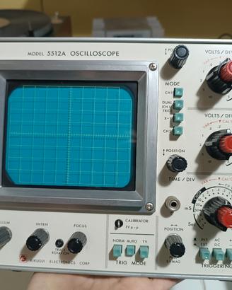 Oscilloscopio 5512A