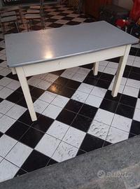 TAVOLO  VINTAGE ANNI 50-60 CON SEDIE