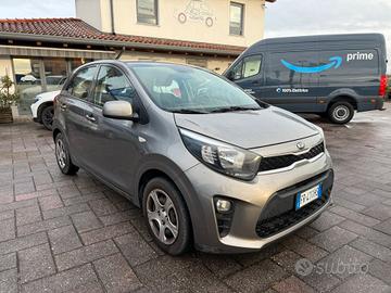 Kia Picanto 1.0 benzina