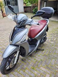 Kymco new people S. 150