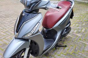 Kymco new people S. 150