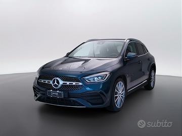 MERCEDES-BENZ GLA-H247 2020 - GLA 200 d Premium 4m