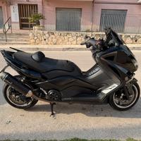 Yamaha tmax 530