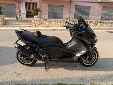 Yamaha tmax 530