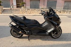 Yamaha tmax 530