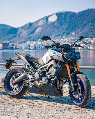 Vasca sotto carena × Yamaha MT-09 