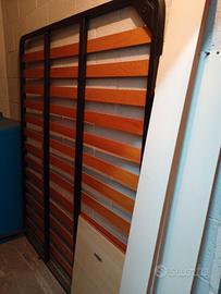 Base letto in ferro e doghe in legno, matrimoniale