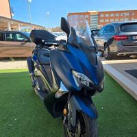 Yamaha TMAX DX