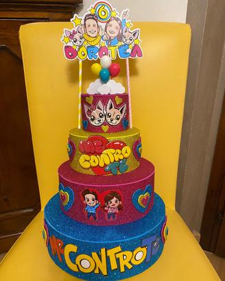 Torta Scenografica compleanno Me Contro Te