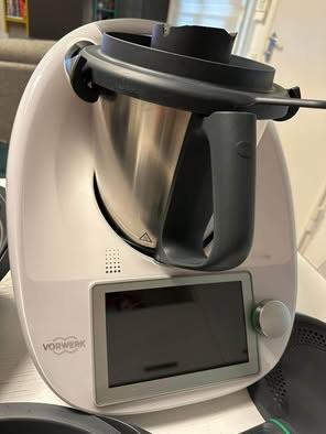 Bimby TM6 in perfette cond con 2° boccale nuovo