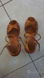 Scarpe da ballo latini