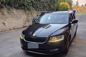 Skoda Octavia Black Design Edition 1.6tdi  110cv.