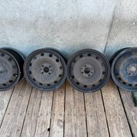Cerchi in ferro Fiat 500 r15 185/55