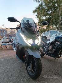 kymco Ak 550 