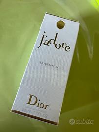 J’Adore eau de parfum Dior