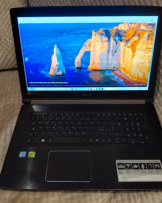 Computer Portatile Acer -Windows 11 - NVIDIA - SSD