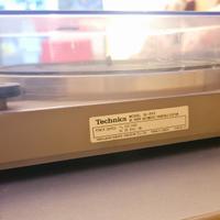 GIRADISCHI  TECHNICS SL303