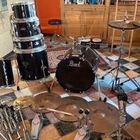 Batteria Pearl + Piatti Zildjian Zbt + DbPedal