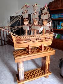 Modello Barca Galeone in legno intarsiato 