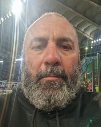 Autista per linee furgoni patente B cv in foto
