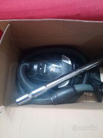 microonde  aspirapolvere usati pochissimo