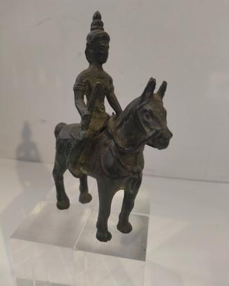 Antica statuetta orientale 