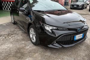Toyota corolla hybrid. 20000km