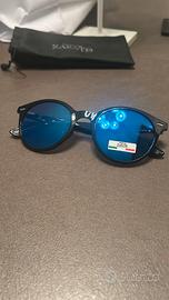 occhiali con lente polarizzata blu