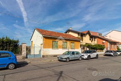 CASA INDIPENDENTE A TORINO
