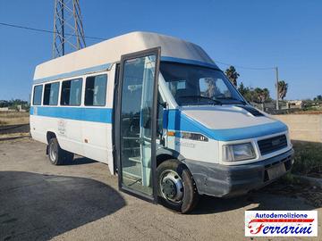 IVECO DAILY 2 AUTOBUS A 40-10 103CV -ricambi