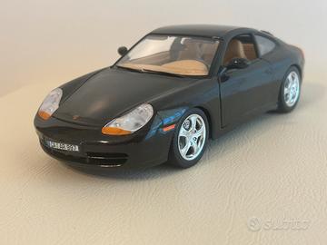 Porsche carrera 996 1/18
