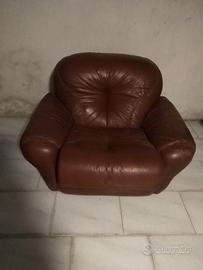 POLTRONA IN PELLE VINTAGE