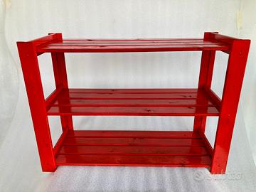 Scaffale in legno verniciato
