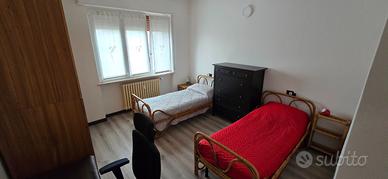 Posto letto SOLO PER DONNE