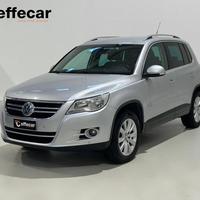 VOLKSWAGEN Tiguan 2.0 TDI DPF 4MOTION Sport & St