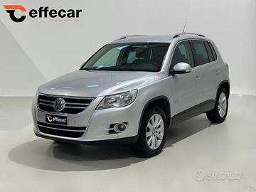 VOLKSWAGEN Tiguan 2.0 TDI DPF 4MOTION Sport & St
