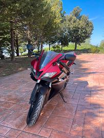 YAMAHA YZF R125