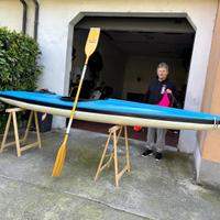 Tavolo in legno massiccio