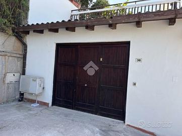 CASA INDIPENDENTE A CAPACI