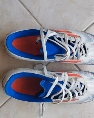 Scarpe da calcio Adidas Predator Club FG