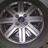 Cerchi originali ford completi di gomme