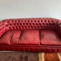 Divano in pelle chester con poltrone