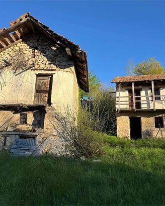 LAGO D'ORTA CASCINALI CON TERRENO