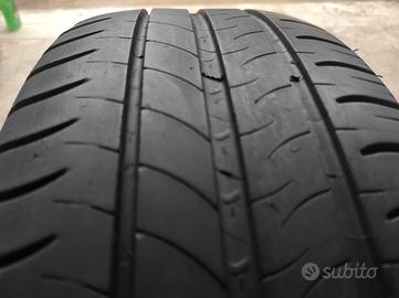 Coperchio Pneumatico Gomma 195 55 16 87H Michelin