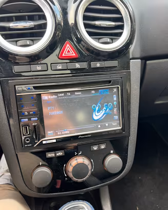 Pioneer avh-3300bt