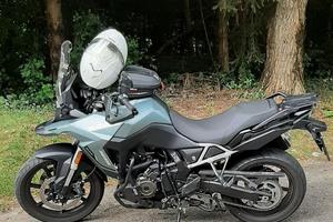 Suzuki V-Strom 800 SE
